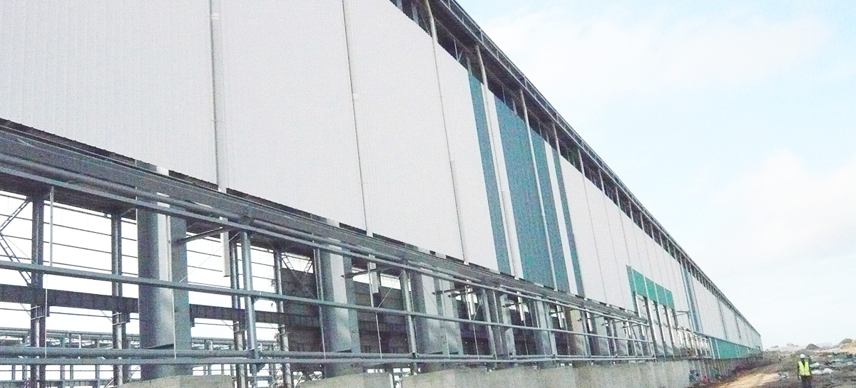 metal building.jpg