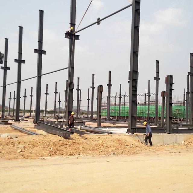 مبنى معدني 20x30 مع بلاطة خرسانية